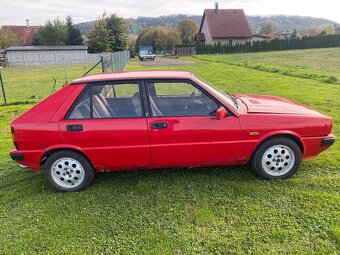 Lancia Delta HF 4WD turbo - 14