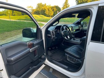 Ford F-150 Platinum 3.5 EcoBoost 4×4, r. 2017 – TOP výbava - 14