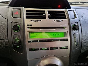 Toyota Yaris 1.0 VVT-i 51kw-144tkm-Klima-ČR - 14
