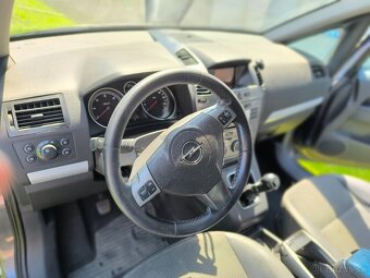 ZAFIRA B 1,9 TDCI - 14