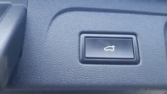 VW TOURAN 2.0 TDI 110KW DSG r.v.2018 - 14