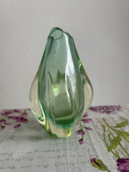 Prodám hutní sklo: vázy, mísy, popelníky - 14