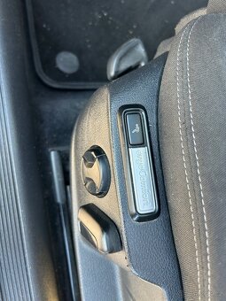 Volkswagen Passat B8 2016 2.0 140kw - 14