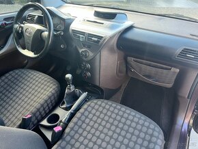 Toyota iQ 1.0 VVT-i 50KW, Klimatizace - 14