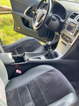 Toyota Avensis - 14