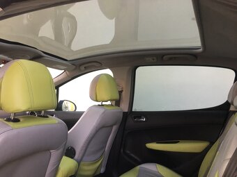 Peugeot 308 1.6HDi 80Kw, Panorama, Dvojbarev.Kůže, nová STK - 14