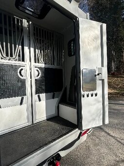 Theault prepravník na kone - 14