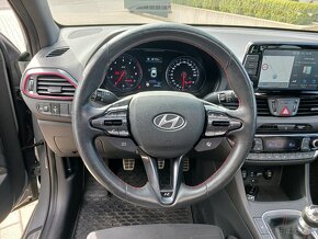 Hyundai i30N FB Performance + střešní okno - 14