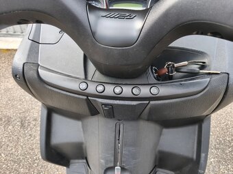 Piaggio MP3 350 LT (2018) řp.sk. B, 16tis.km - 14