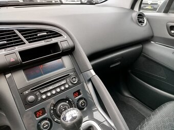Peugeot 3008 1.6i FACELIFT, r.v. 12/2014, najeto 143.172 km - 14