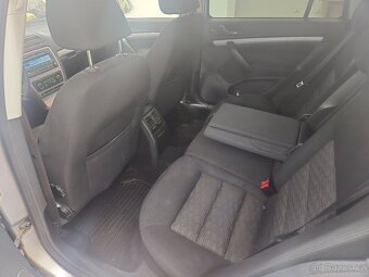Škoda Octavia 2,0TDi 103kW Kombi Ambiente alu 18 - 14