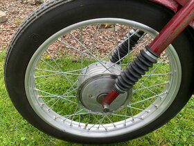 Jawa 555, kráska z 60. let - 14