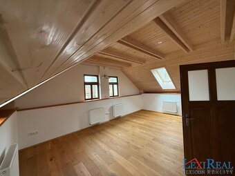 Prodej rodinného domu na pozemku 10 057 m2 Vysoký Újezd - Be - 14