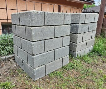 Komínové tvárnice 39x39 cm - 14