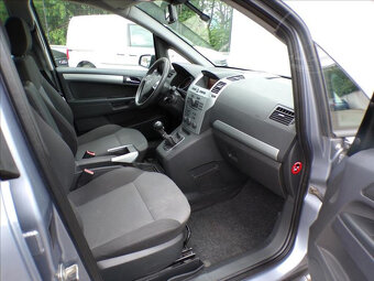 Opel Zafira 1,6 Turbo 110kW 7.MÍST,TAŽNÉ ZAŘ. - 14