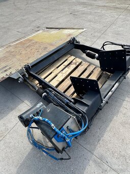 Nákladní hydraulická zvedací plošina Dhollandia (zadní čelo, - 14