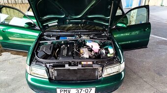 audi a4  1.8 t ( unikatni stav ) - 14
