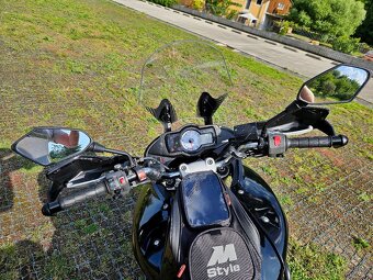 Zachovalý Kawasaki Versys KLE 650 s doplňky, STK 2027 - 14