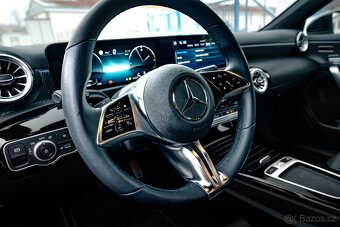 Mercedes-Benz A 200 - AMG Line - 14