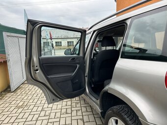 Škoda Yeti 2.0 TDi 81kW 4x4 serviska - 14