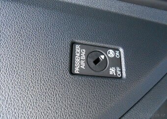 Škoda Scala 1,0 85 kW Digiklima Serviska benzín - 14