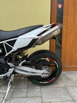Aprilia Dorsoduro 1200 - 14