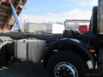 Scania DC 1201 8x6 sklápěč - 14