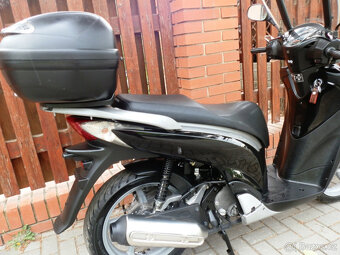Honda SH 125i (2010) - 14