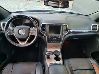 Jeep Grand Cherokee 3.0CRDi 184kW OVERLAND 108tKMM - 14