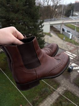 Dámské kožené chelsea boty Baťa (39/40) - 14