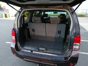 Nissan Pathfinder 2.5 dCi 140kW Navigace-kamera-TZ-7 míst - 14