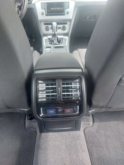 PRODÁM VW PASSAT VARIANT B8 2.0 TDI 110KW DSG, NAVI, - 14