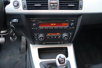 BMW 318i, 1.8 105kw, servisovaný, bez koroze, jen 145 000km - 14