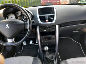 Peugeot 207 cc  Roland Garros - 14