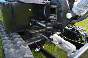 miniBagr HT 1500kg  naftový dvouválec 19koní - 14