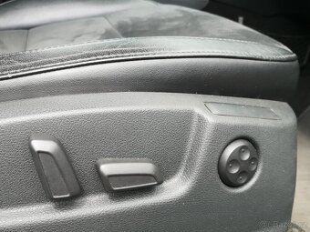 ŠKODA SUPERB 2.0TDi 125KW DSG SERVIS VÝBAVA - 14