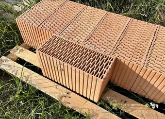 Cihly Heluz Family 50, 44, 38 - 14