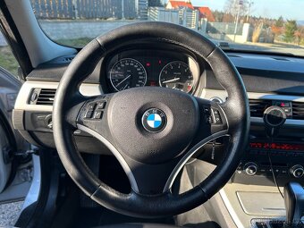 BMW 320i Touring (E91) - 14