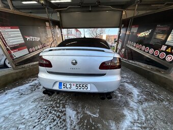 Škoda Superb 3.6 - 14