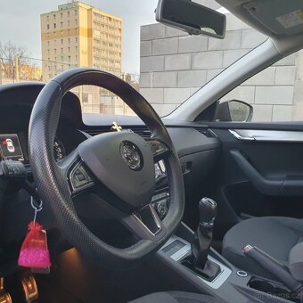 Škoda Octavia 3 1.6 tdi 77kw Style - 14