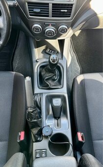 Subaru Impreza 2.0R - 14