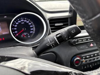 Kia Cee´d, 1.6CRDi 100kwExclusive+NAV SCR - 14
