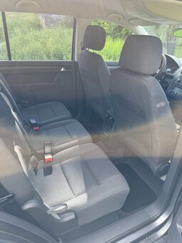 VW TOURAN 1,9TDI , velký servis, TZ , Alu , klima, 2x kola - 14