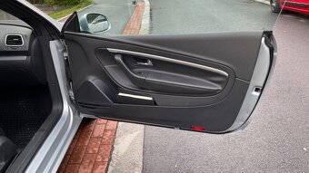 VW EOS 2.0i CLIMATRONIC - 14