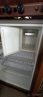 Hobby LandHaus karavan - 14