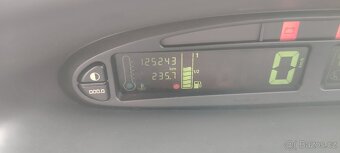 Citroen Xsara Picaso - 14