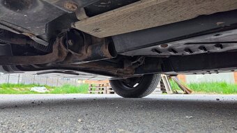 Prodám VW Transporter T5 LONG 4x4 "šmoula" - 14