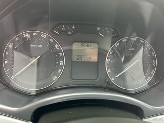 Škoda Octavia 2, 2.0 FSI Benzín 110kw - 14
