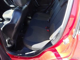 Citroen C 1.4i r.v.2012 (54 kw) Koupeno v ČR - 14