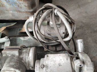 Nástrojová bruska Stanko 3 M 642 + příslušenství - 14